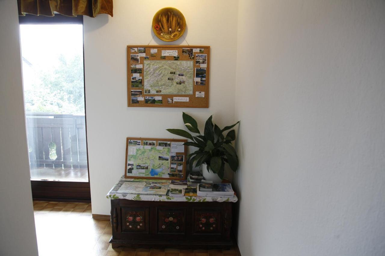 Family Apartment On Repecnik Farm In Gorje, Bled Zgornje Gorje Bagian luar foto